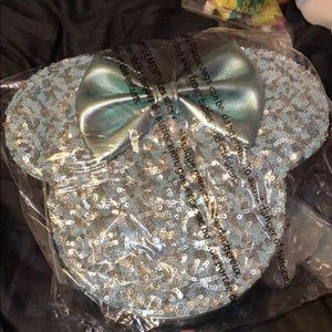 Loungefly Arendelle Crossbody